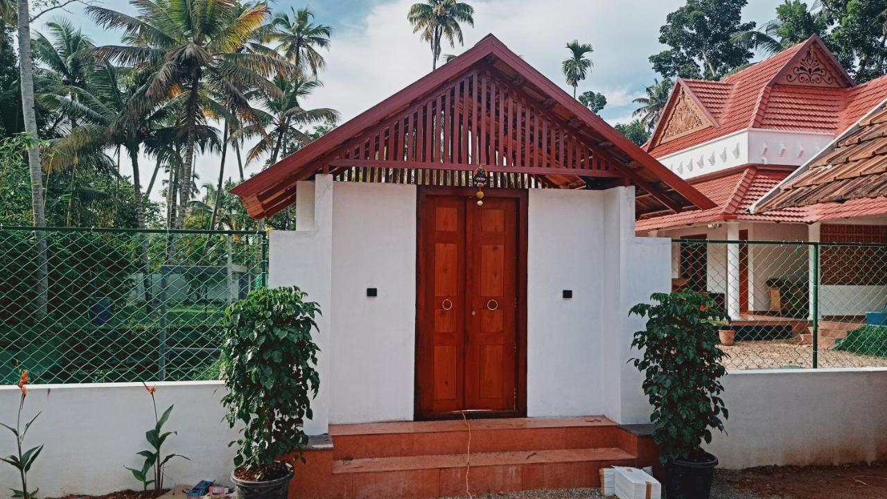 فندق The Royal Island Mundrothuruth المظهر الخارجي الصورة